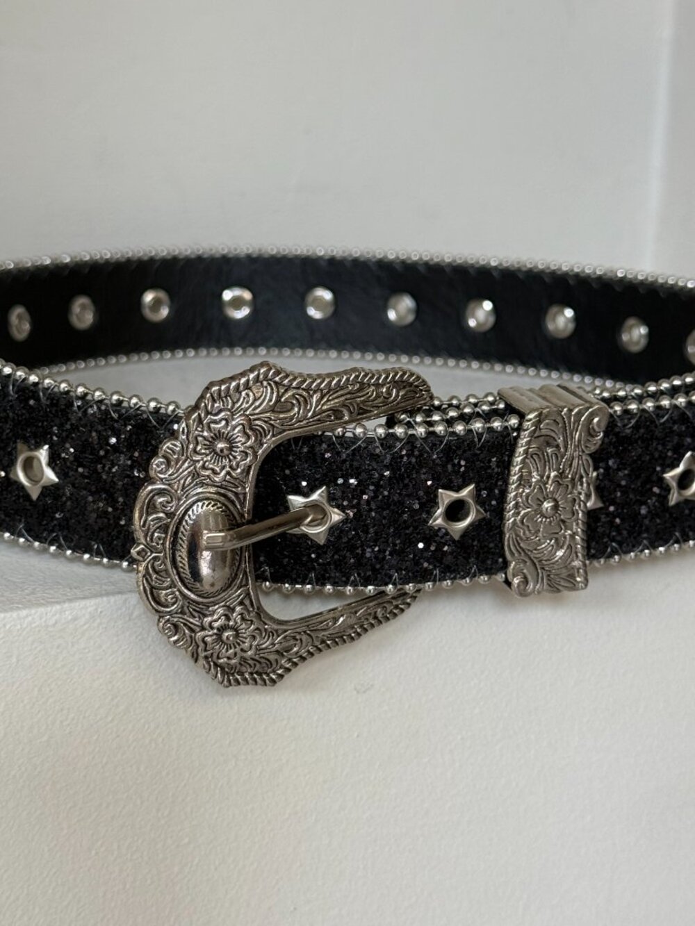 Black Glitter Western Belt Silver Floral Buckle Star Studs Y2K - Picture 2 of 7